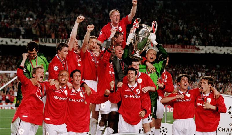 了他在公众 了他在公众